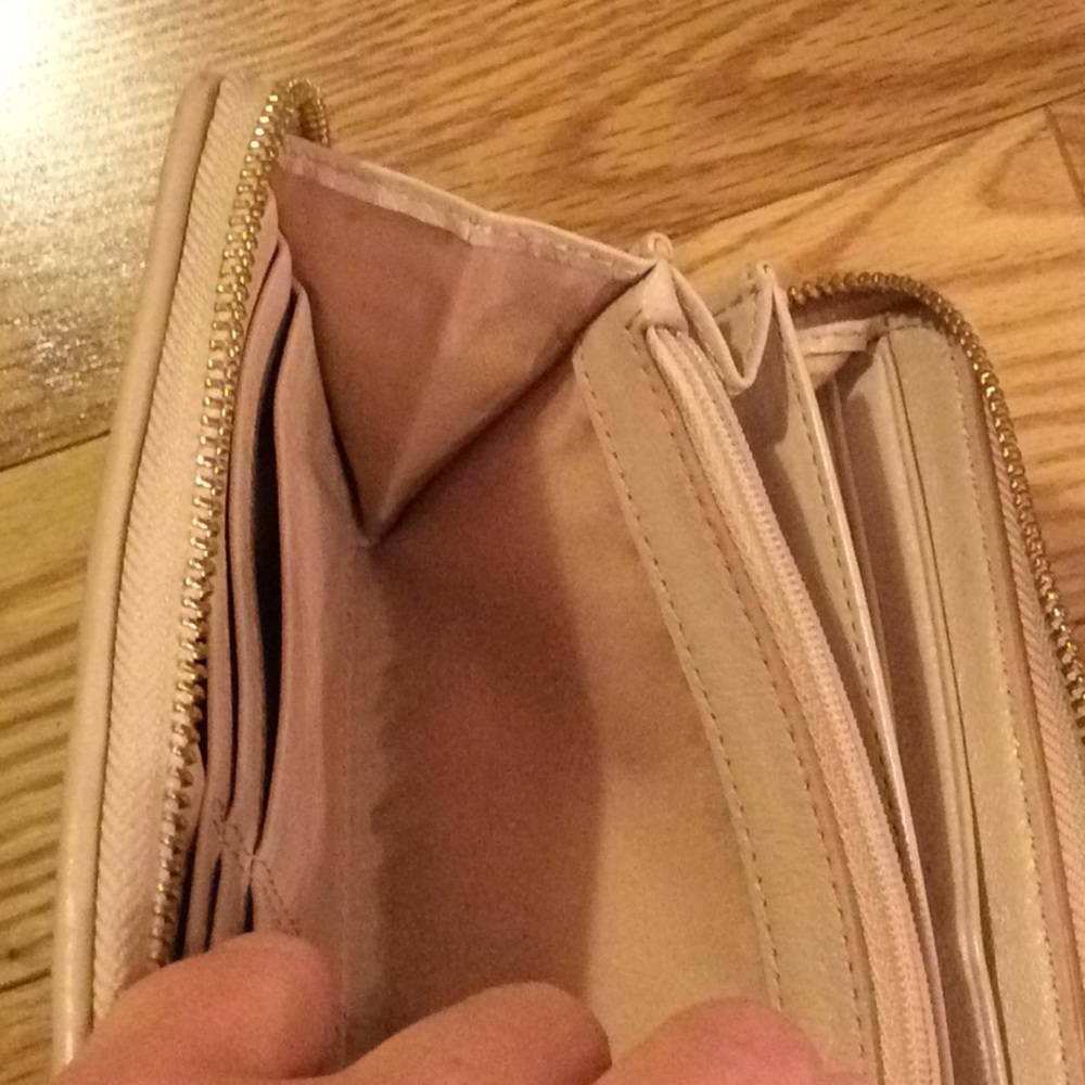 Authentic Coach wallet - Picture 7 of 7